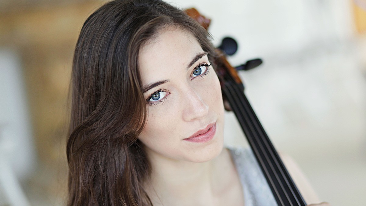 Camille Thomas