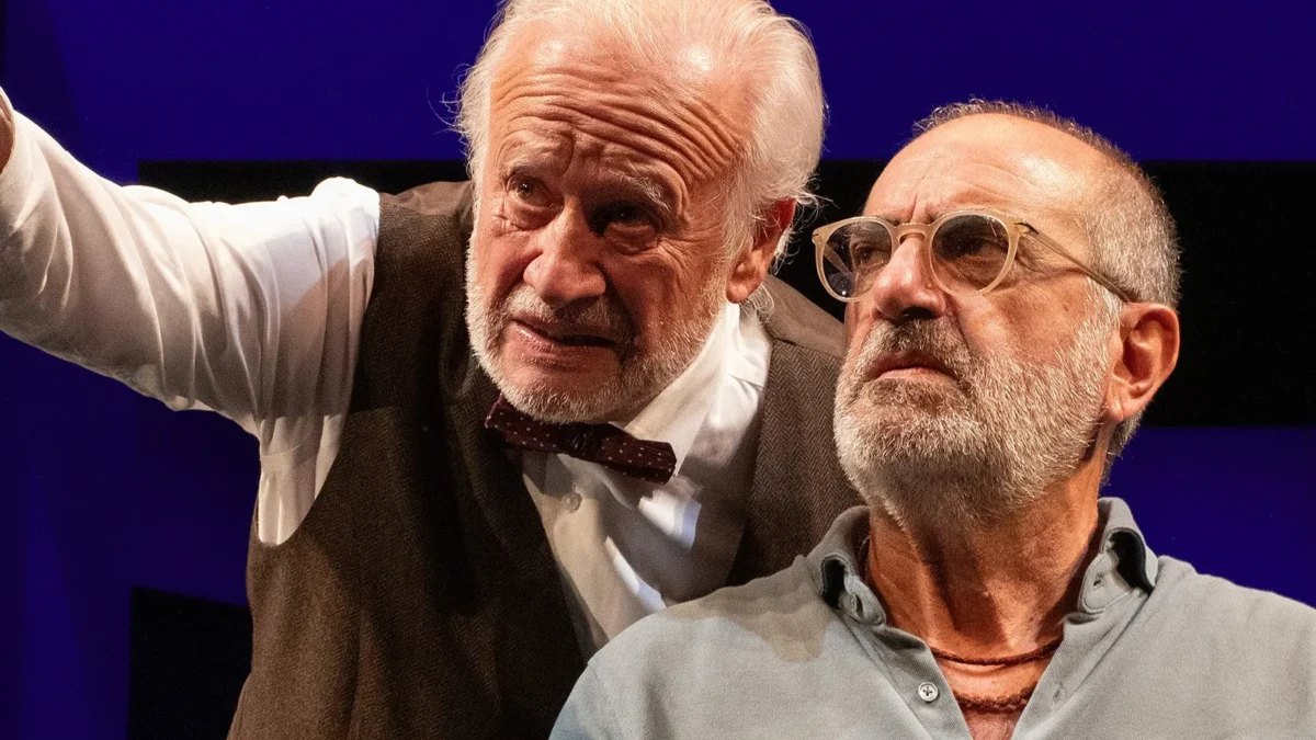 Imagen interpretando de Juan Echanove y Joaquín Climent.